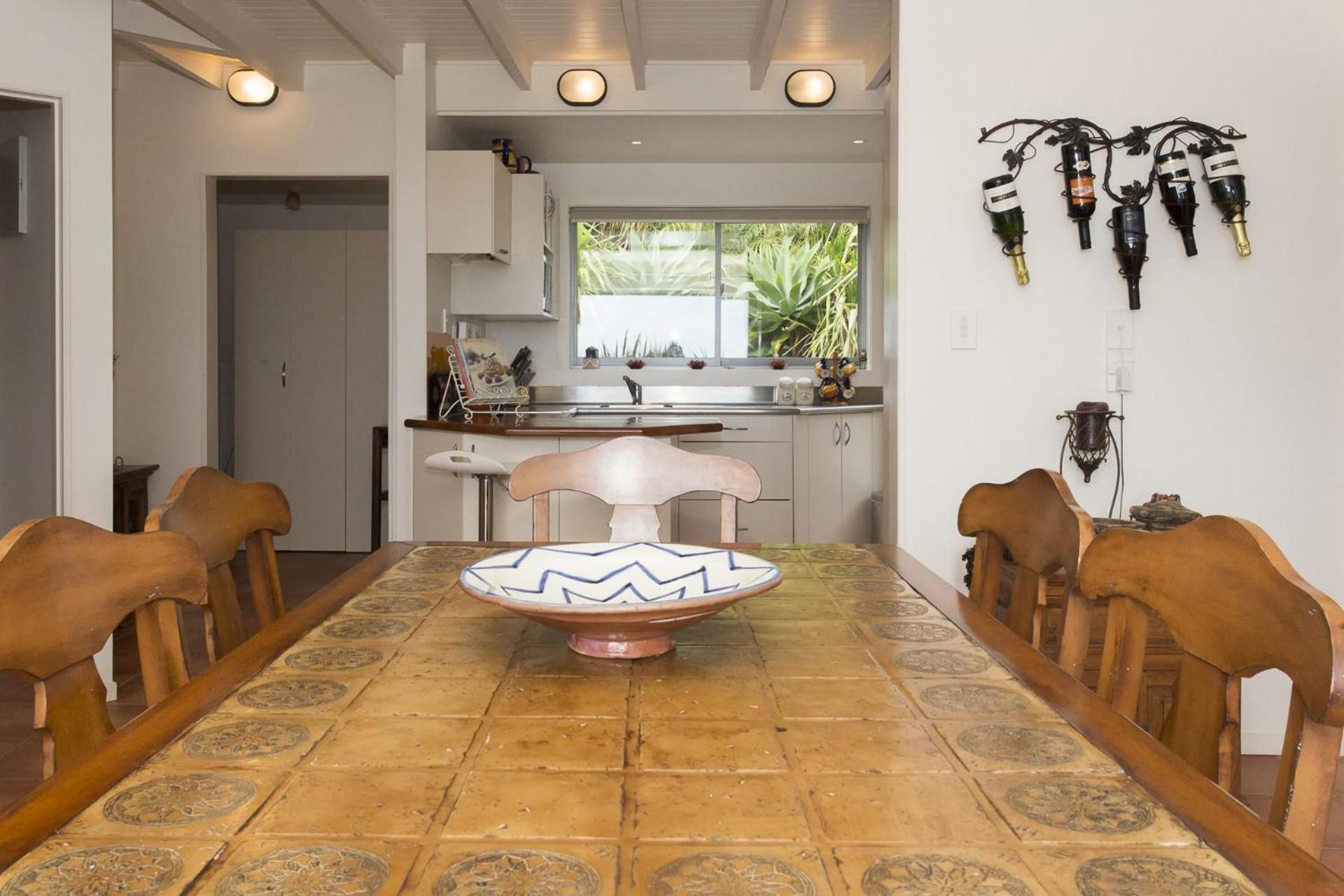 Chester Cottage Beachfront Oakura Dış mekan fotoğraf